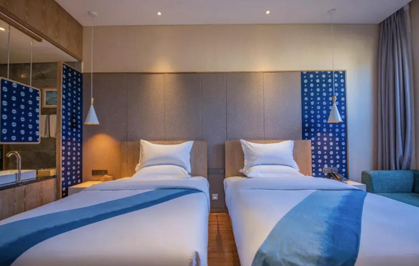 Hong Long Jing Hotel ต้าหลี่ ภายนอก รูปภาพ